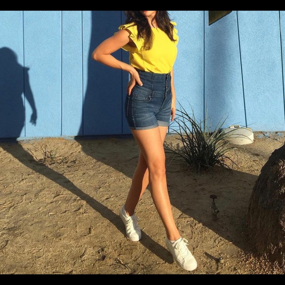 Zara Yellow Ruffle Sleeved Blouse - Picture 10 of 10